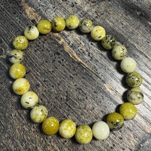 Elegant Genuine Yellow Turquoise Beaded Bracelet